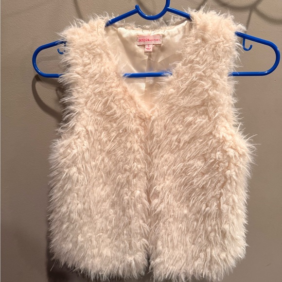 Design History Other - Design History Faux Fur Vest Small Cream Cozy Teddy Sleeveless Jacket Vest